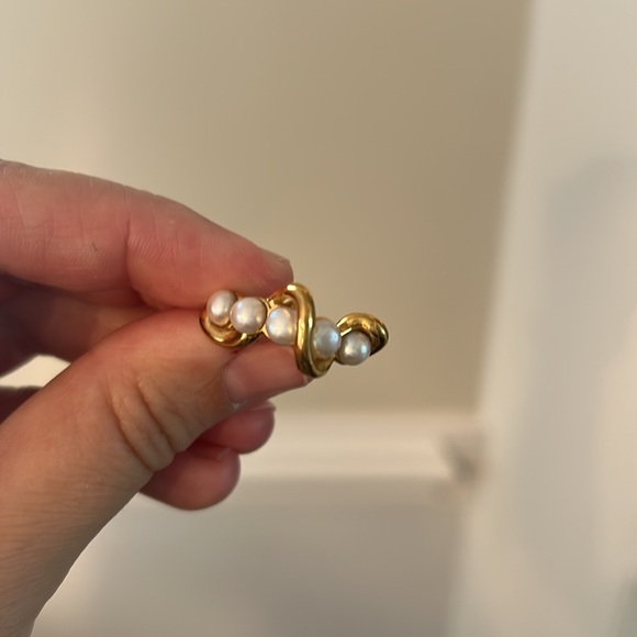 Missoma Elegant Gold Pearl Ring - Picture 10 of 10